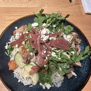 Harvest Food & Drink - Mediterranean bowl - Coffee & Tea Near Me - Jasper, Alberta