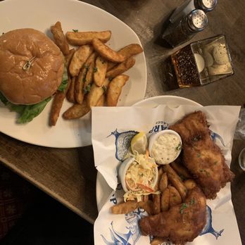 Tir na nÓg Irish Pub - Pub Burger & Fish and Chips - Irish Pub Near Me - Philadelphia, Pennsylvania