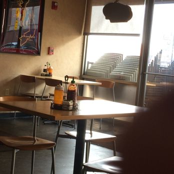 Mai Lee - Vietnamese Near Me - Saint Louis, Missouri
