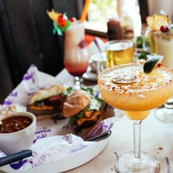 Relax and dig in--Pinchers is Florida's favorite casual seafood spot. Dine-in, dock up, or order online.
11 locations across SWFL.
#Casual