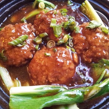 Meng Yuan - Steamed pork balls with pakchoi (Lion's head) - Chinese Near Me - Frankfurt Am Main, HE Meng Yuan - Steamed pork balls with pakchoi (Lion's head) - Chinese Near Me - Frankfurt Am Main, HE