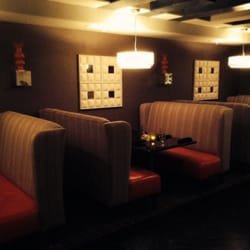 Bistro 6k - Booths near the door