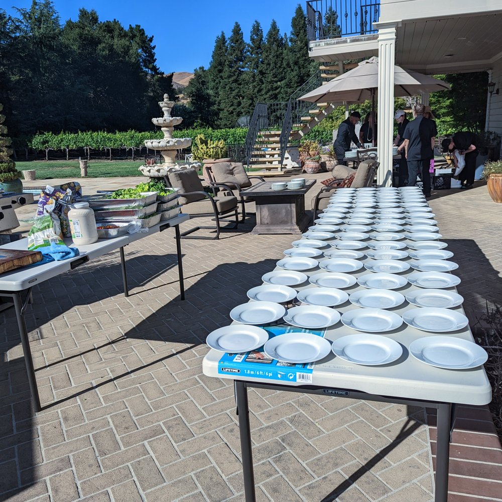Vik Staffing - Plated dinner - Bartenders Near Me Vik Staffing - Plated dinner - Bartenders Near Me