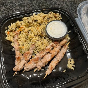 Anyway's Pub - Oakbrook Terrace - The reality of the grilled pork skewers. - American Near Me - Oakbrook Terrace, Illinois