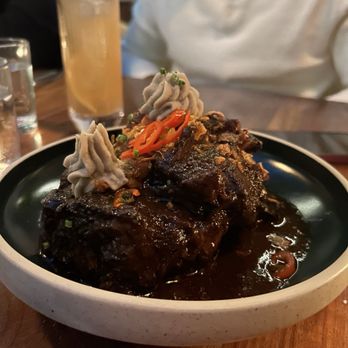 Miss Likklemore's - Dragon Stout Short Ribs - Caribbean Near Me - Toronto, Ontario