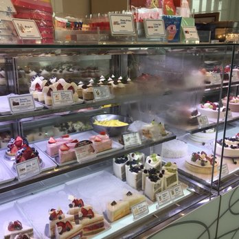 Paris Baguette - Bakeries Near Me - Edison, New Jersey Paris Baguette - Bakeries Near Me - Edison, New Jersey