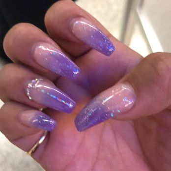 Spring Nails - Nail Salons Near Me - Fremont, California