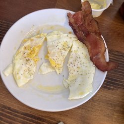 The Front Porch Restaurant - This is suppose to be two fried eggs. It was only one egg.