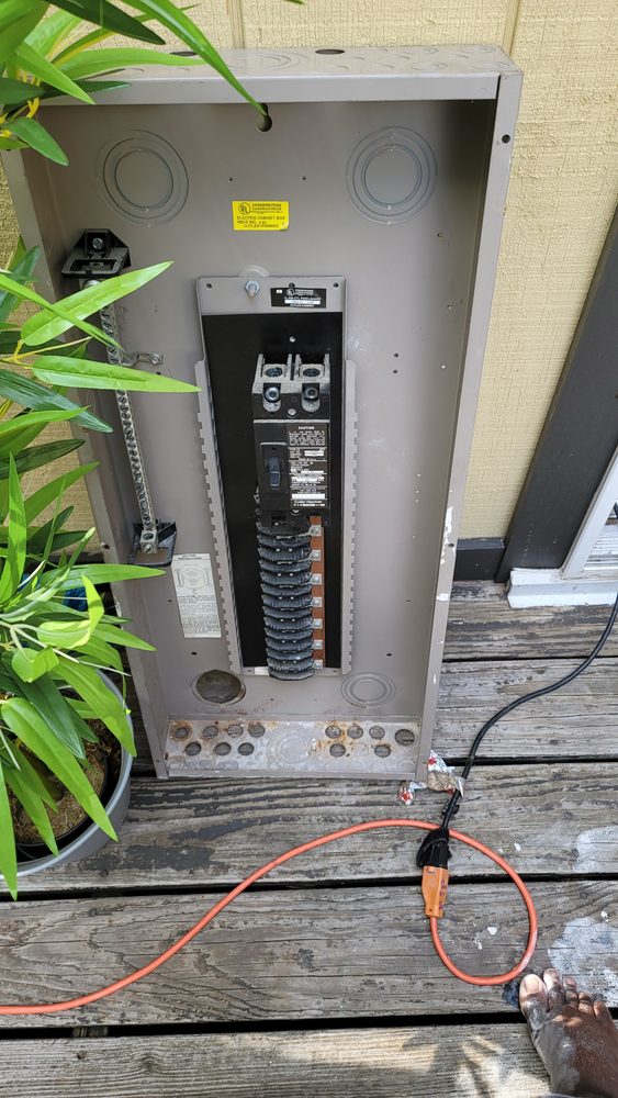 Slide of A&L Handyman