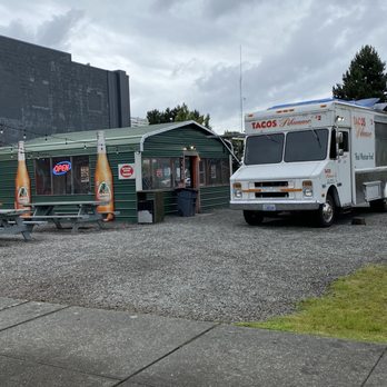 Tacos Pihuamo - two food trucks parked in a parking lot - Mexican Near Me - Monroe, Washington Tacos Pihuamo - two food trucks parked in a parking lot - Mexican Near Me - Monroe, Washington