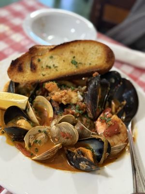 Luigi's Restaurant and Delicatessen by null