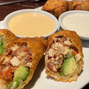 California Pizza Kitchen - Avocado Club Egg Rolls were delicious. A meal by themselves - Pizza Near Me - Tampa, Florida