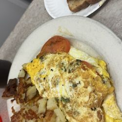 Johnny's Diner - Veggie omelet with home fries