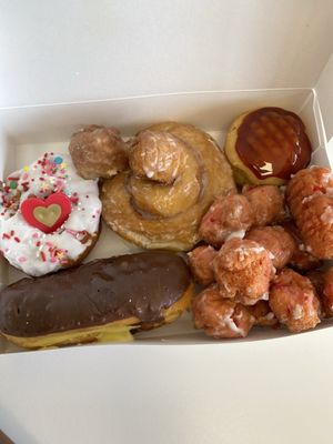 Bonnie's Donuts by null