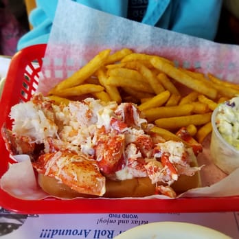 Eagles Nest Restaurant - Lobster Roll 4.5/6 - Seafood Near Me - Brewer, Maine Eagles Nest Restaurant - Lobster Roll 4.5/6 - Seafood Near Me - Brewer, Maine