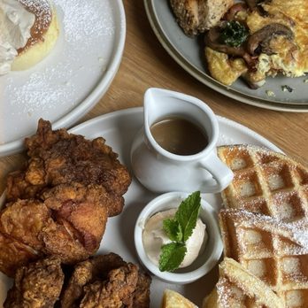 Flipper’s - Chicken and Waffles, Omelette w/ mushrooms/spinach/cheese - Pancakes Near Me - New York, New York Flipper’s - Chicken and Waffles, Omelette w/ mushrooms/spinach/cheese - Pancakes Near Me - New York, New York