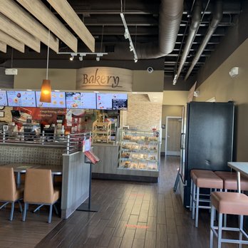 Tim Horton's - Inside - Coffee & Tea Near Me - Lima, Ohio