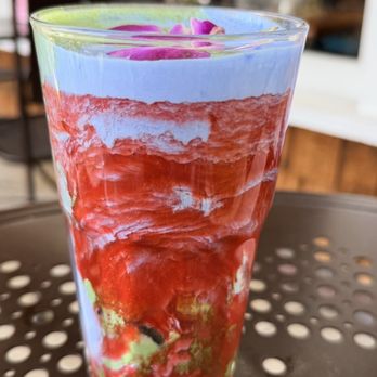 Urth Caffe - NEW! Aloha Matcha Blended - Coffee & Tea Near Me - Laguna Beach, California