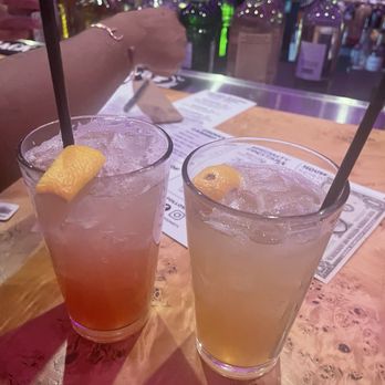The Dark Room - Cocktail & Mocktail - Wine Bars Near Me - Saint Louis, Missouri