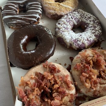 Duck Donuts - Coffee & Tea Near Me - Pfluegerville, Texas Duck Donuts - Coffee & Tea Near Me - Pfluegerville, Texas