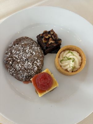 Coles 735 Main by null