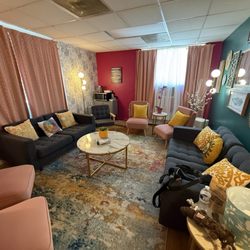 Bee Yoga Fusion - Incredible relaxing room in the studio