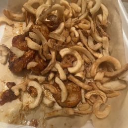 Shaken shrimp and fries Shaken shrimp and fries
