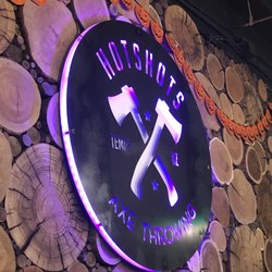 Hotshots Axe Throwing