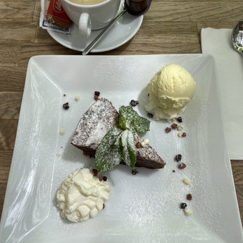 Musig-Bistrot - Desert and coffee - Bistros Near Me - Bern, BE
