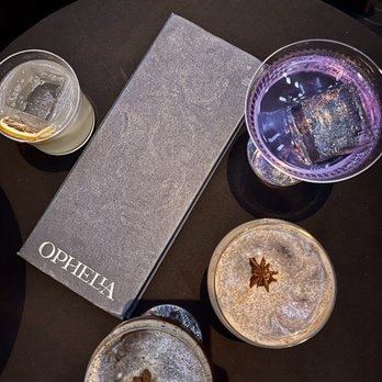 Ophelia - Cocktails fearing menú cover - Cocktail Bars Near Me - New York, New York Ophelia - Cocktails fearing menú cover - Cocktail Bars Near Me - New York, New York