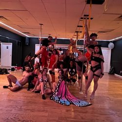 Vibez Studio - Pole Dancing
