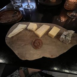 Diga - Kaas - food, sushi and sashimi - Italian Near Me - Haarlem, New Hampshire
