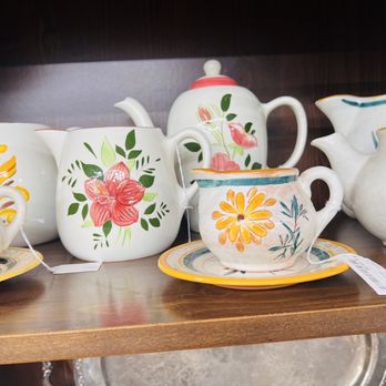 Jo’s Consignment - Antiques & Uniques - Antiques Near Me - Bisbee, Arizona Jo’s Consignment - Antiques & Uniques - Antiques Near Me - Bisbee, Arizona