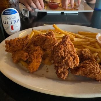 Bananas - Chicken tenders- we're just ok, typical nothing special. - Burgers Near Me - Vieques, Puerto Rico Bananas - Chicken tenders- we're just ok, typical nothing special. - Burgers Near Me - Vieques, Puerto Rico
