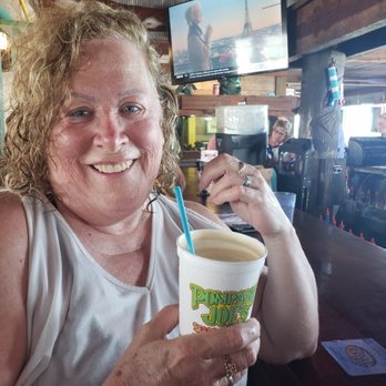 Pompano Joe's - Bar waiting for table - Seafood Near Me - Destin, Florida Pompano Joe's - Bar waiting for table - Seafood Near Me - Destin, Florida