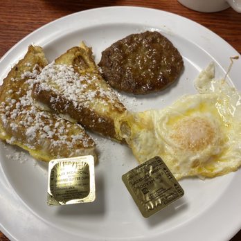 Fairmont Diner - One French toast, one egg and half meat(stated on menu as such) - Diners Near Me - Rapid City, South Dakota Fairmont Diner - One French toast, one egg and half meat(stated on menu as such) - Diners Near Me - Rapid City, South Dakota