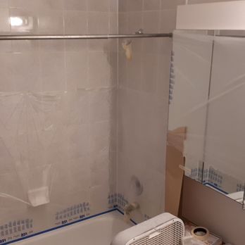 Florida Bathtub Refinishing - Refinishing Services Near Me - Miami, Florida Florida Bathtub Refinishing - Refinishing Services Near Me - Miami, Florida
