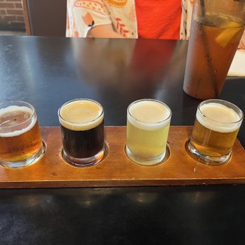 Meat 'n Greet - Flight of beer $5 - Burgers Near Me - Newnan, Georgia