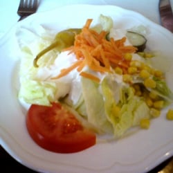 Restaurant Mykonos - Beilagensalat zu den Gerichten.