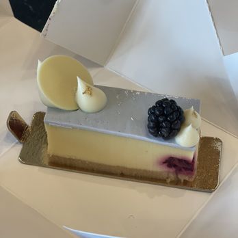 Common Bond On-The-Go - Heights - Honey Lavender Chessecake - Bakeries Near Me - Houston, Texas