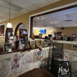 Vuocolo's Italian Restaurant and Wine Bar - Inside