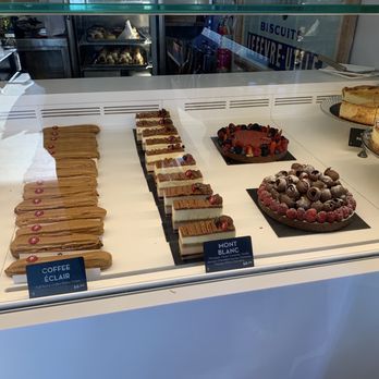 Moulin - 12/10/22 more pastries - Bakeries Near Me - Newport Beach, California