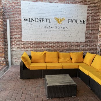 Winesett House - Cocktail Bars Near Me - Punta Gorda, Florida Winesett House - Cocktail Bars Near Me - Punta Gorda, Florida