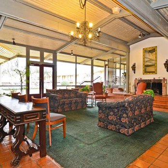 Americas Best Value Inn - Common Area - Hotels Near Me - Athens, Texas Americas Best Value Inn - Common Area - Hotels Near Me - Athens, Texas