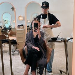 Amico Salon - Robbie starting on my hair