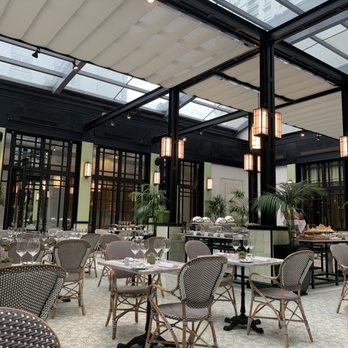 Sunny Yard - Buffets Near Me - Buenos Aires, C