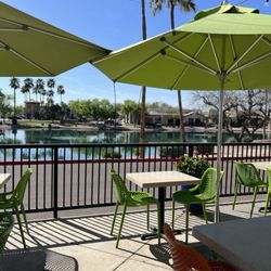 Rubio's Coastal Grill - Outdoor patio - lovely