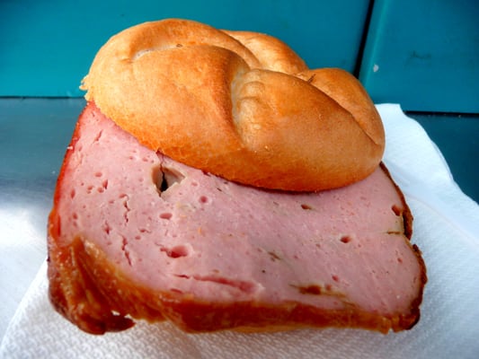 Leo's Sausage Stand by null