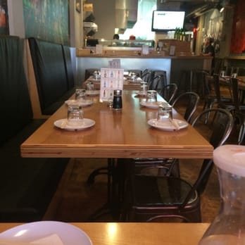 GoBistro - Dining area - Sushi Bars Near Me - Hollywood, Florida