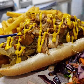 Hen & Chicken - Brisket Dog Pulled bbq brisket, pickled red onion, French's mustard - Pubs Near Me - Bristol, BST